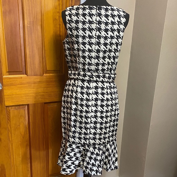 David Meister sleeveless dress - Picture 2 of 6